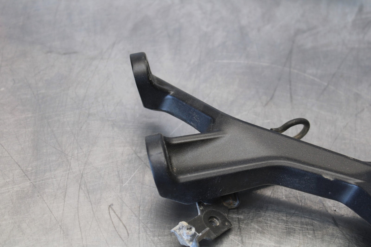 24-25 KAWASAKI NINJA 500 ABS RIGHT REAR BACK PASSENGER PEG BB899