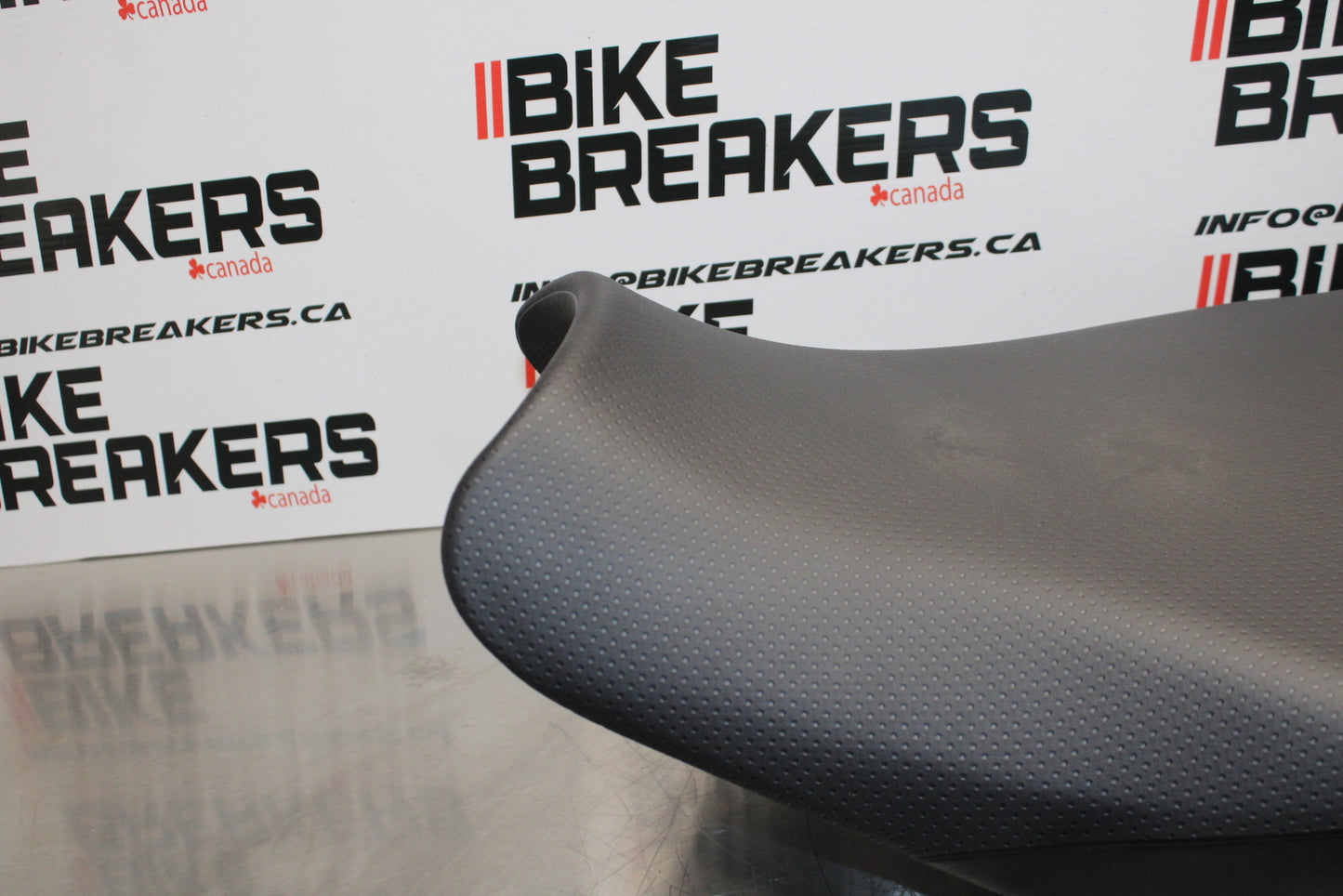 23-24 KAWASAKI NINJA ZX14R NEW!! FRONT REAR SEAT SADDLE & SOLO FAIRING BB153