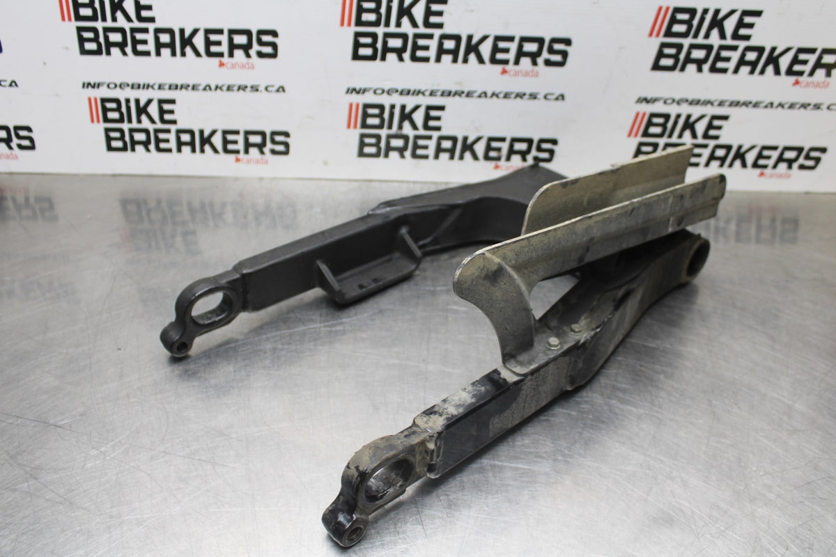 08 HARLEY-DAVIDSON ELECTRA GLIDE POLICE EFI FLHTPI REAR SWINGARM  BB816