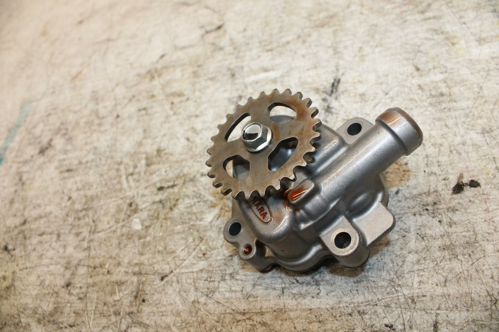 16-21 YAMAHA XSR900 ENGINE MOTOR OIL PUMP BB370