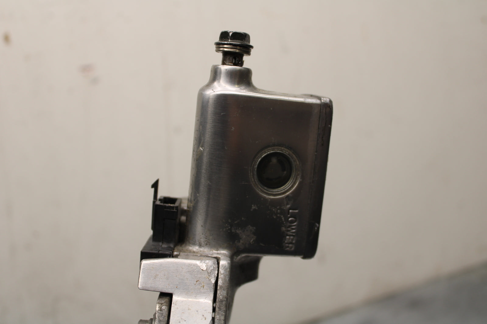 00 SUZUKI INTRUDER 1500 VL1500 CLUTCH MASTER CYLINDER BB761