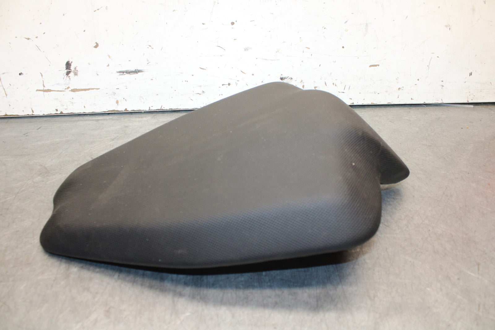 20-23 APRILIA RS660 REAR BACK PASSENGER TANDEM SEAT PAD SADDLE PILLION  BB667