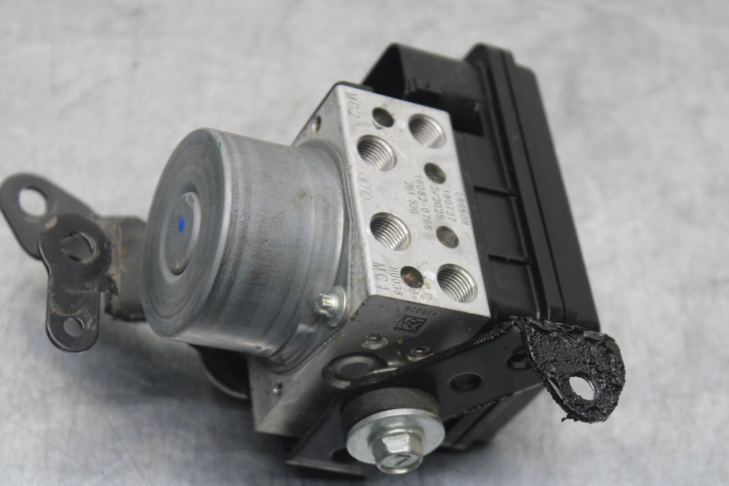 17-20 KAWASAKI NINJA 650 EX650 ABS ABS PUMP UNIT MODULE BB88