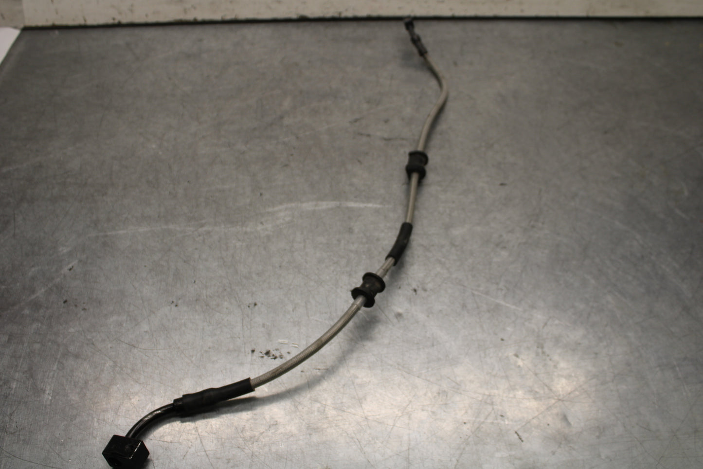 16 KAWASAKI NINJA ZX10R REAR BACK BRAKE HOSE FLUID LINE BB650