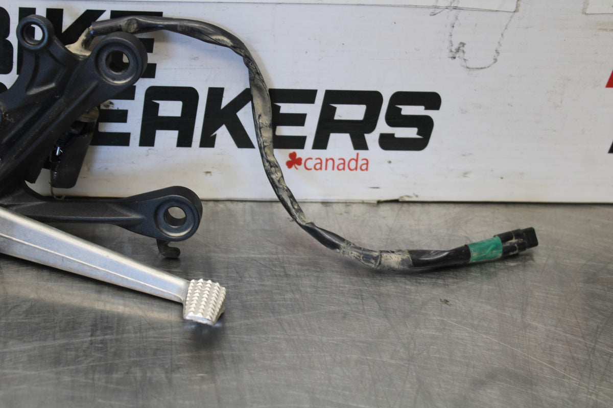 24 KAWASAKI NINJA ZX6R ZX636 ABS 40TH ANNIVERSARY RIGHT REARSET REAR SET BB911