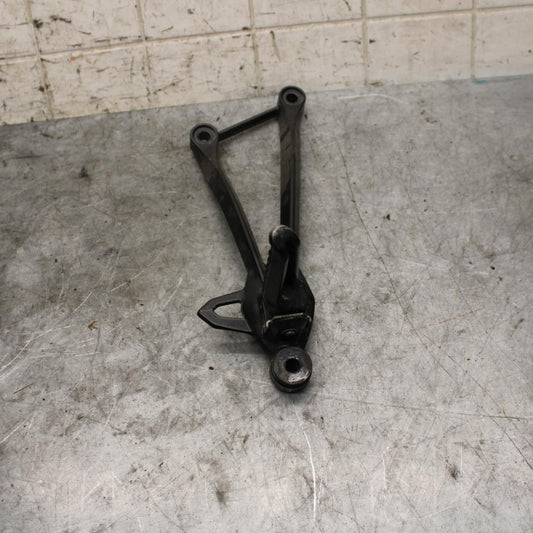 09-12 KAWASAKI NINJA ZX6R RIGHT REAR BACK PASSENGER PEG bb544