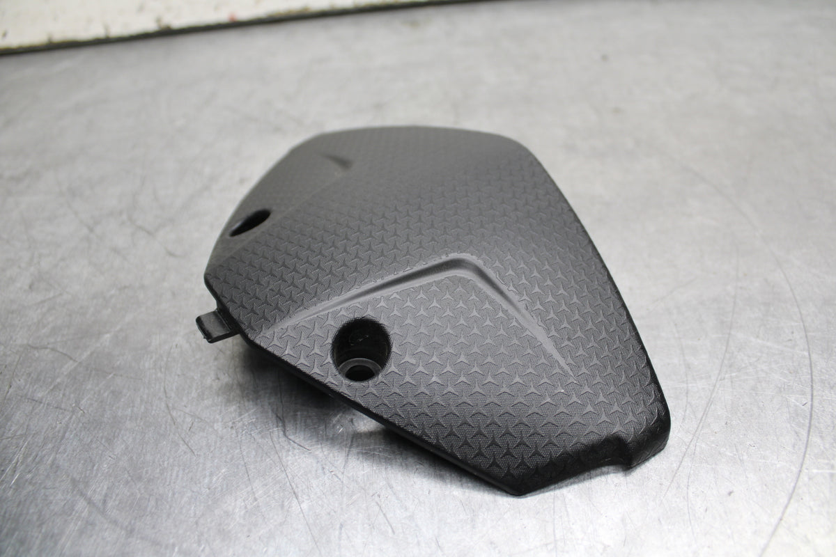 21-24 APRILIA TUONO 660 FACTORY SPEEDO CLUSTER TRIM COVER  BB733