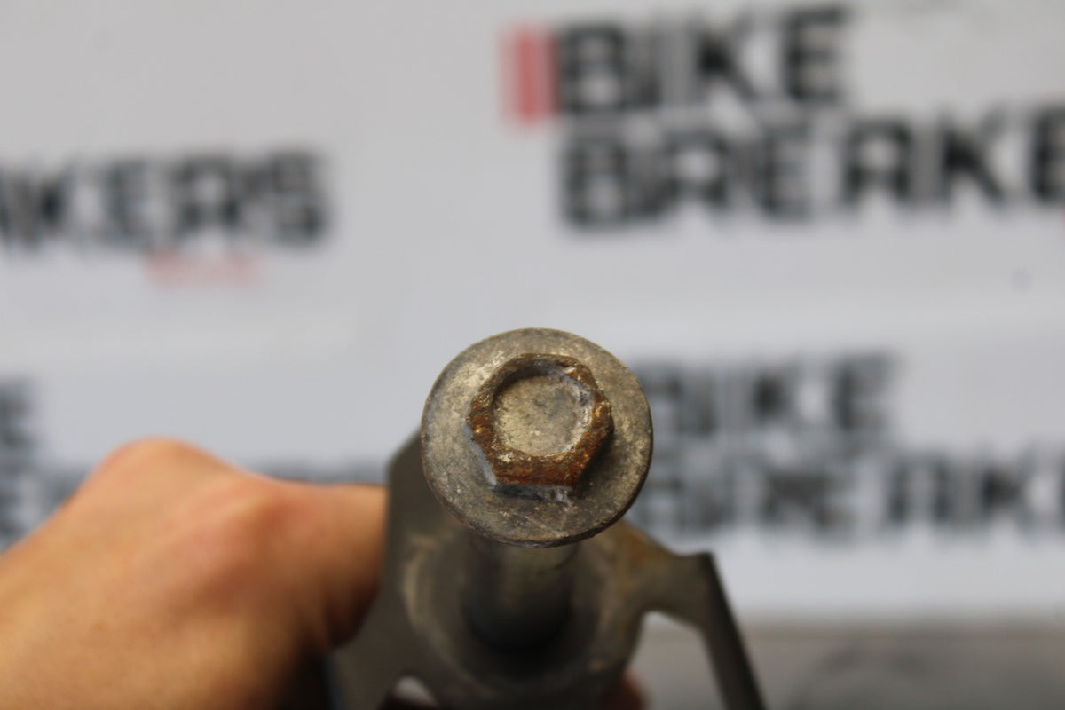 24-25 KAWASAKI NINJA 500 ABS REAR AXLE BACK WHEEL RIM PIVOT BOLT AXEL BB899