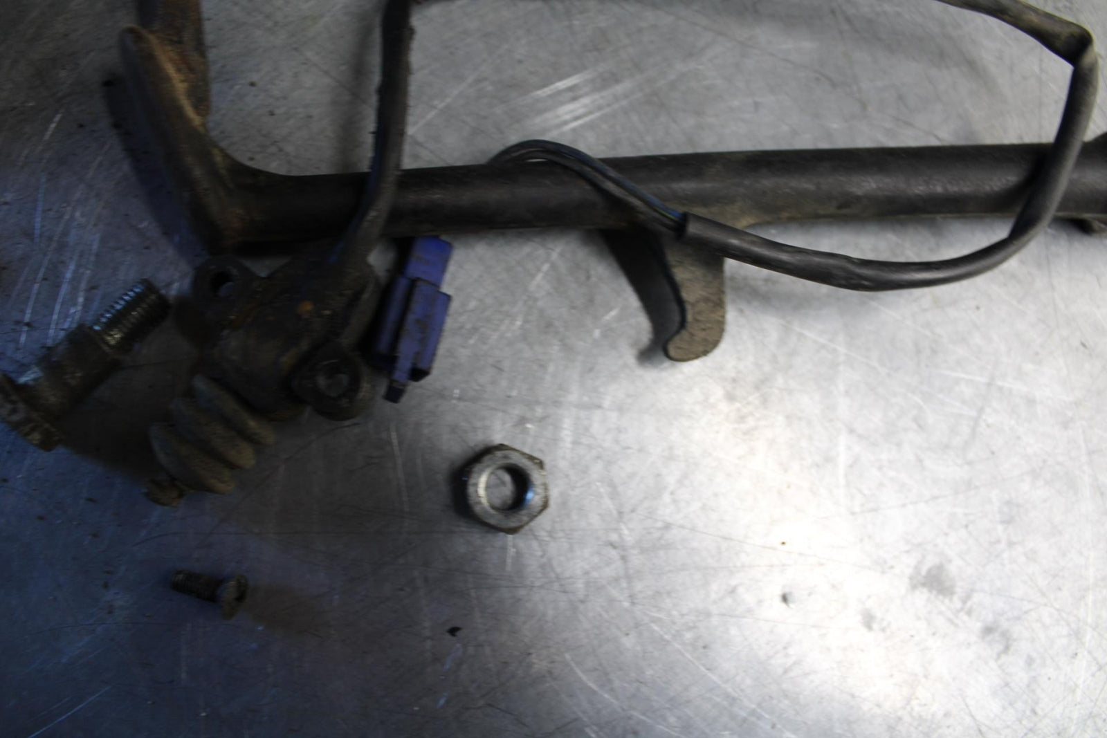 89-90 YAMAHA FZR600 KICKSTAND SIDE KICK STAND 4BP-27311-00-00 BB76