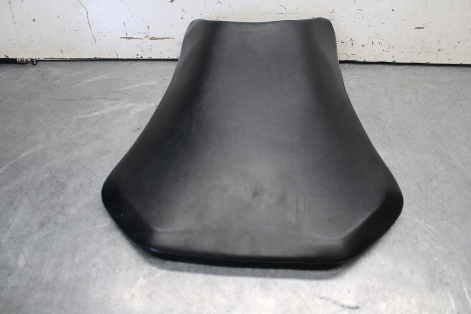 05-06 HONDA CBR600RR FRONT DRIVERS SEAT PAD SADDLE PILLION 77100-MEE-D00 BB655