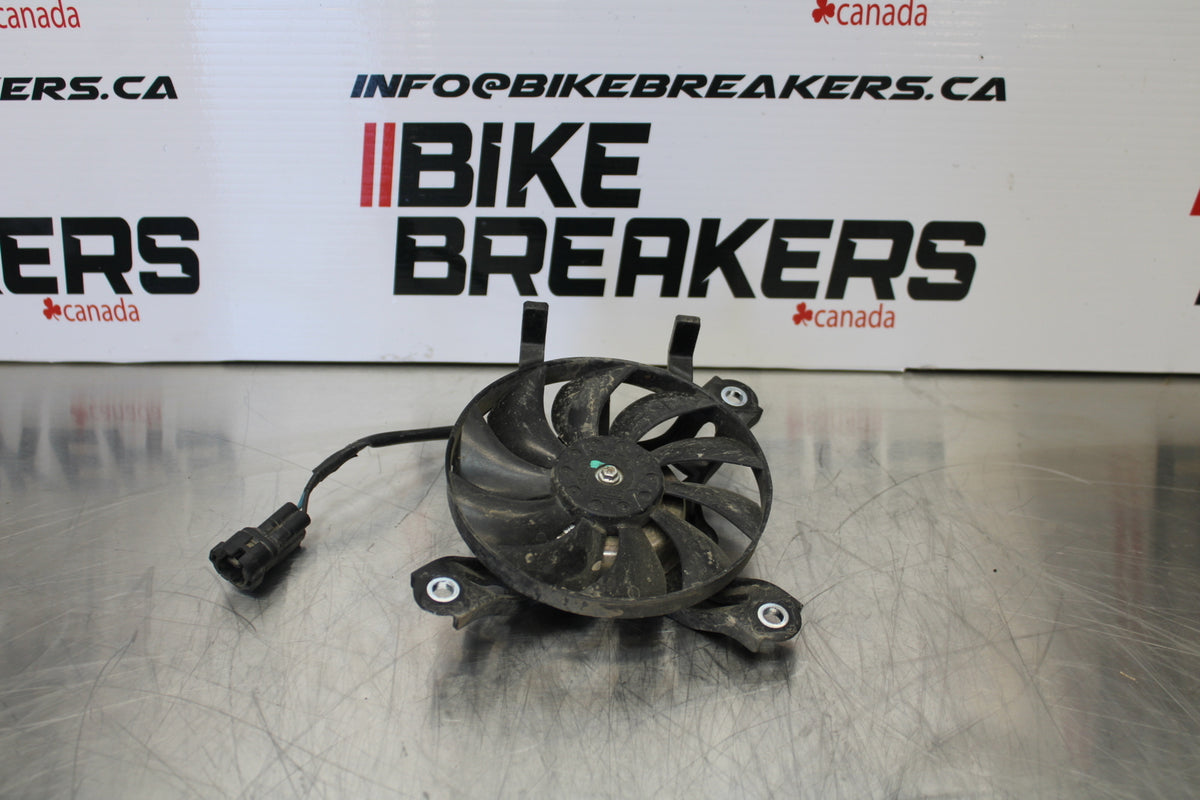 15-16 HONDA CB300F ENGINE RADIATOR COOLING FAN BB150