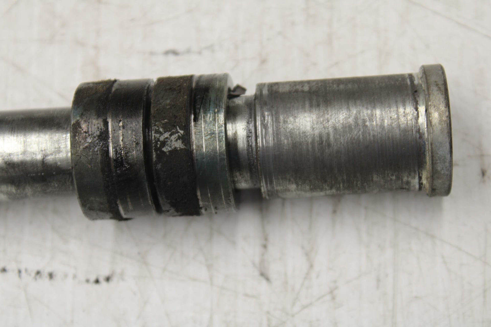 06-07 KAWASAKI NINJA 650R EX650A FRONT WHEEL RIM AXLE PIVOT BOLT BB271