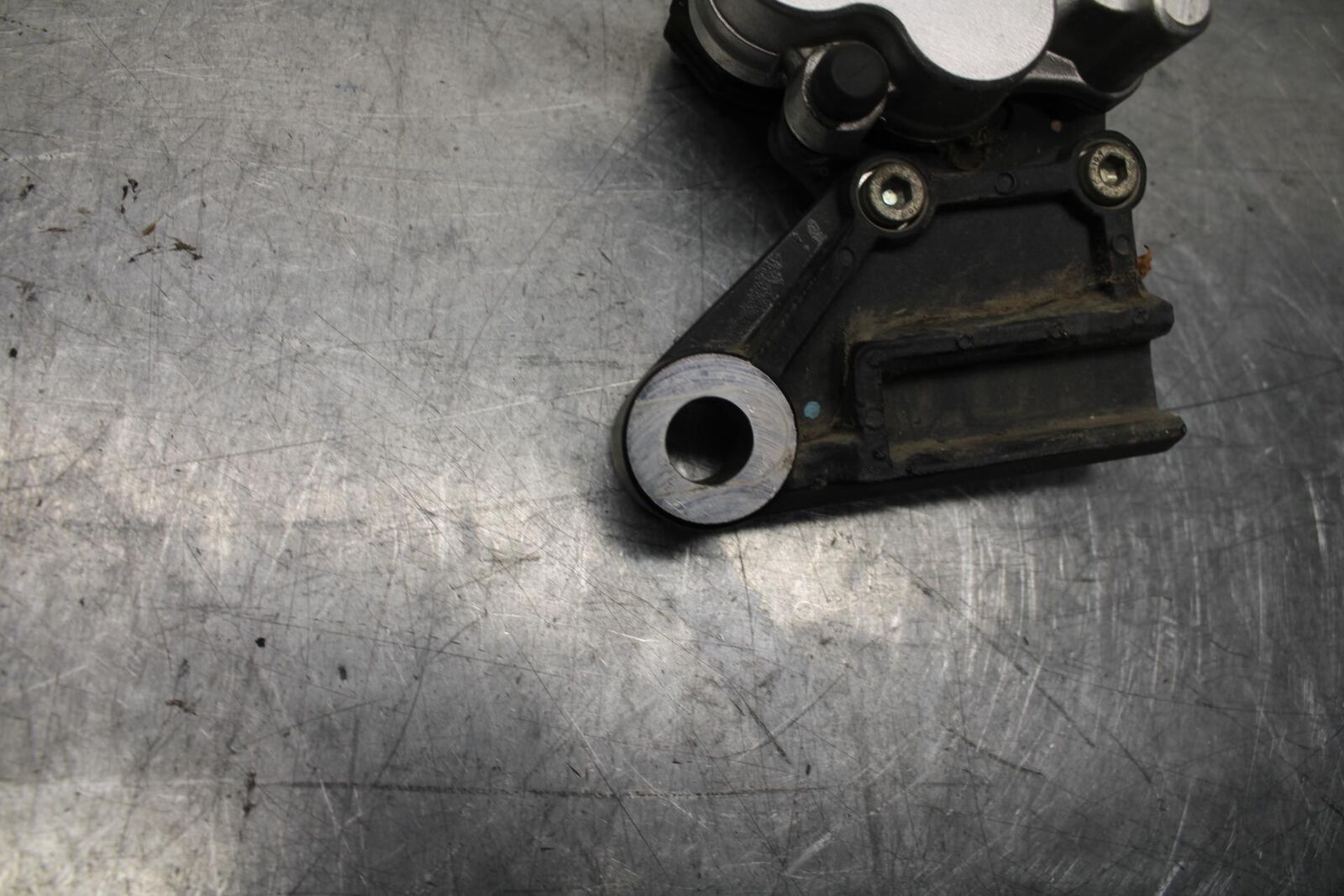 08-12 KAWASAKI NINJA 250R EX250J REAR BACK BRAKE CALIPER W MOUNT BRACKET BB612