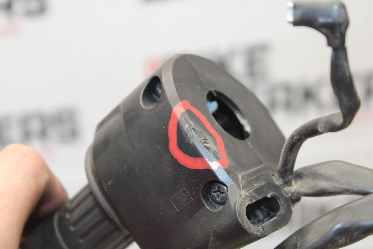 23 KAWASAKI NINJA 650 EX650 RIGHT CLIP ON HANDLE KILL OFF START SWITCHES  BB920