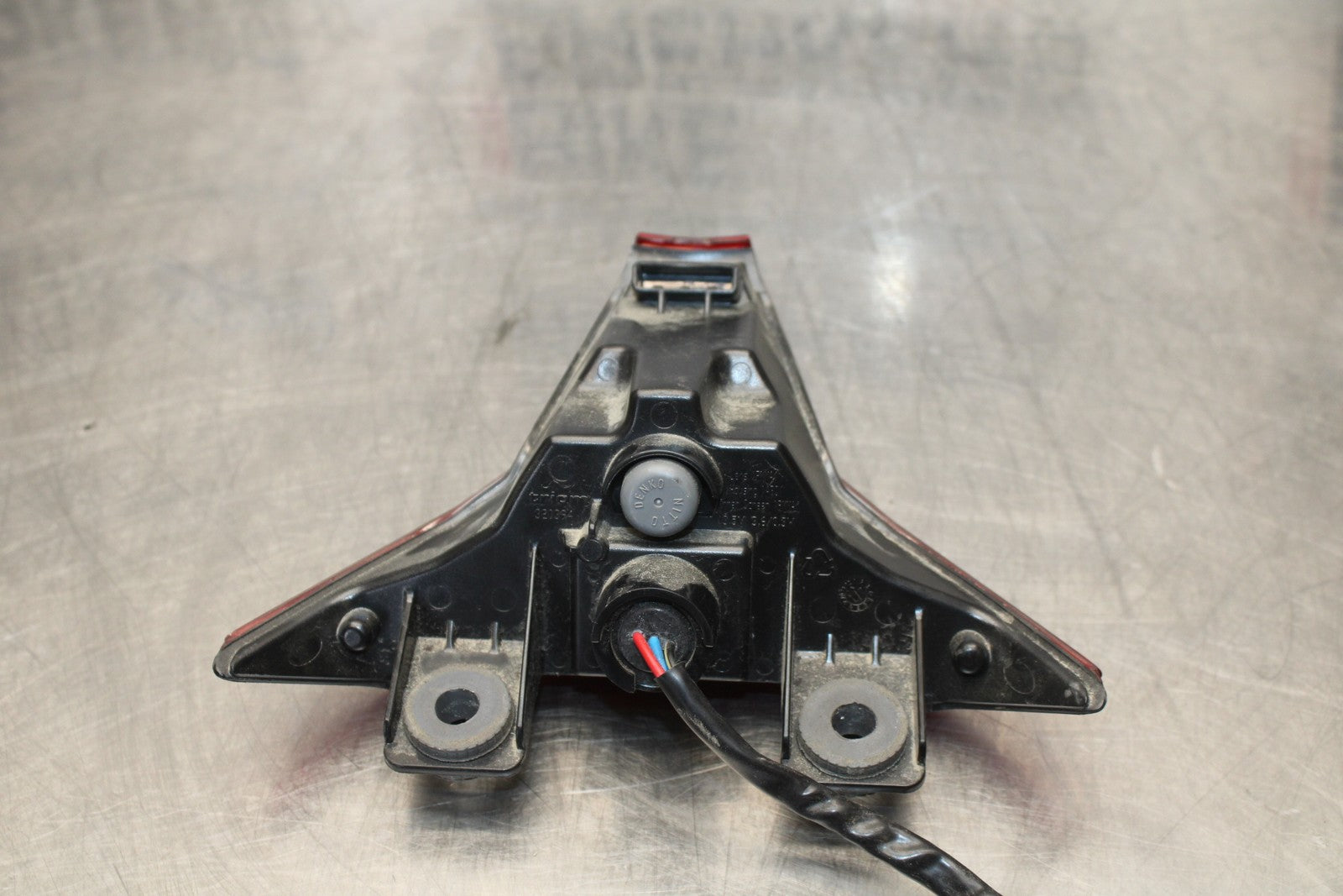 21-23 KAWASAKI NINJA ZX6R REAR TAIL TAILLIGHT BACK BRAKE LIGHT BB179