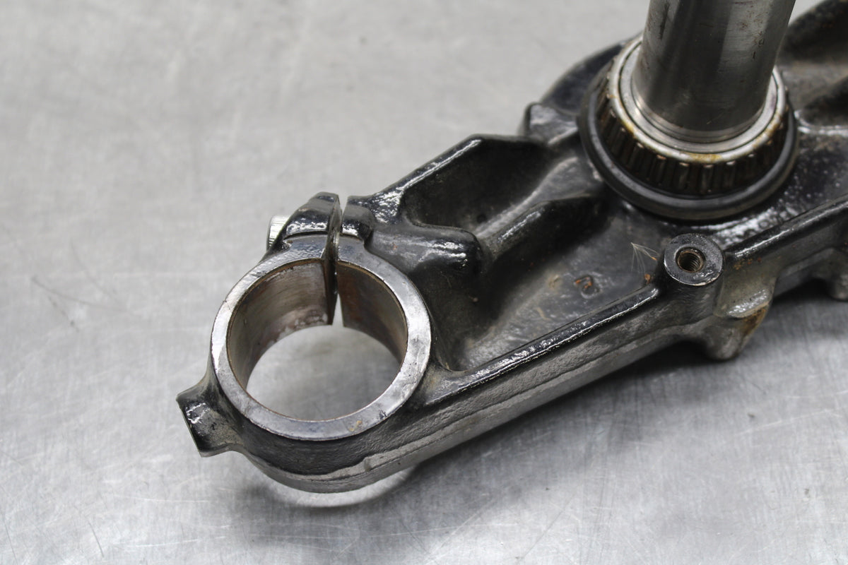 05-08 KAWASAKI VULCAN 1500 VN1500N CLASSIC FORKS CLAMP LOWER TRIPLE TREE BB133
