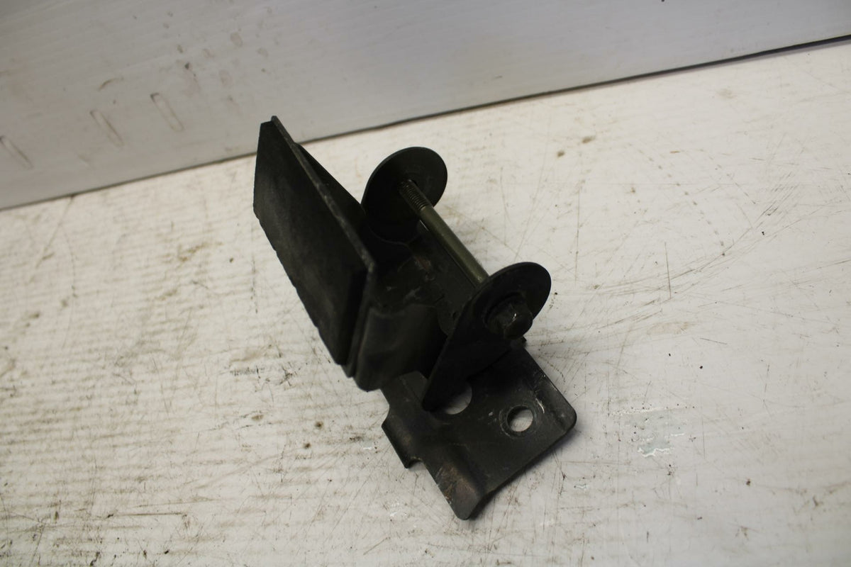 99-02 SUZUKI SV650S GAS TANK FUEL CELL PETROL RESERVOIR BRACKET MOUNT BB299