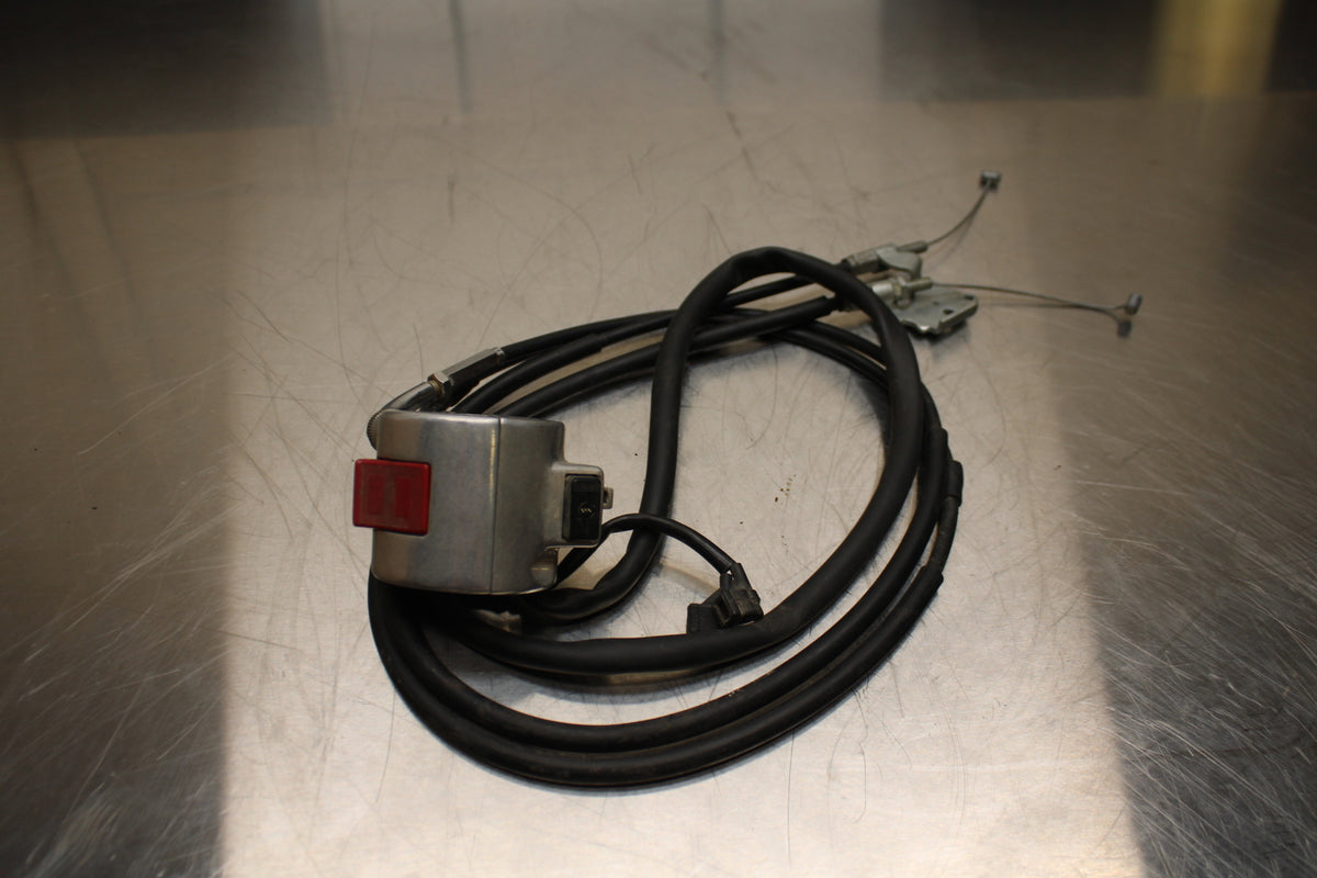 03-05 HONDA SHADOW CLASSIC 750 RIGHT CLIP ON HANDLE KILL OFF START SWITCH BB139