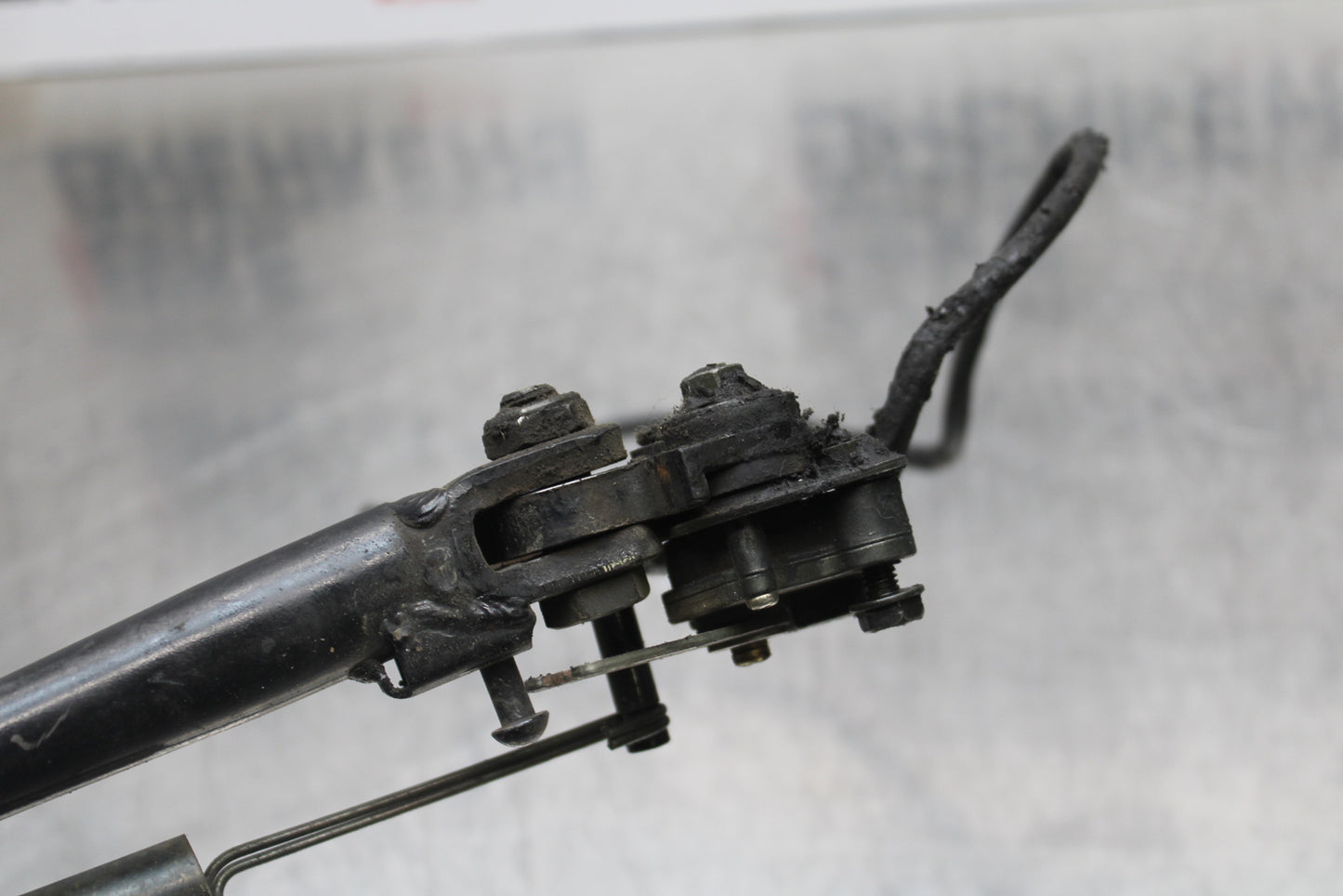 04-05 KAWASAKI NINJA ZX10R KICKSTAND SIDE KICK STAND BB163