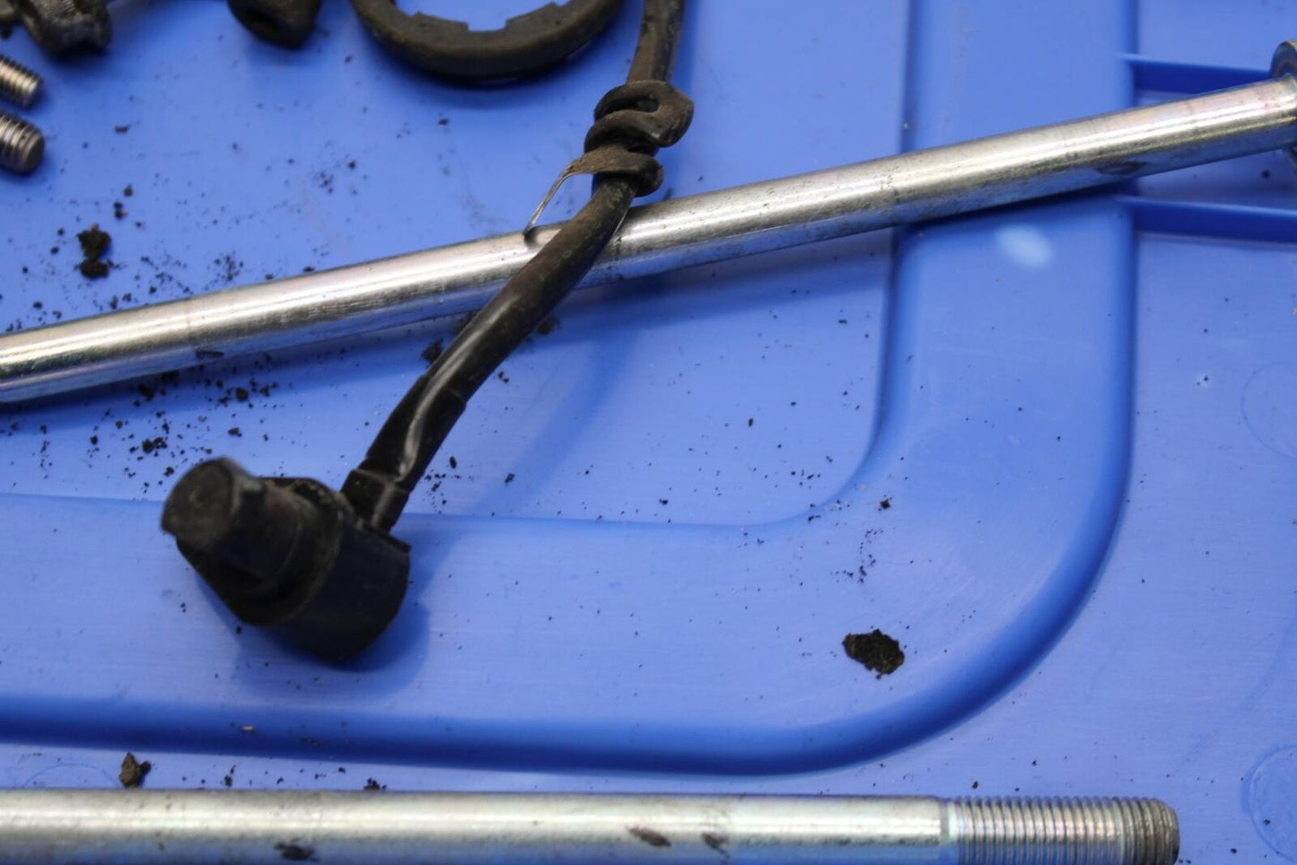 2008 Suzuki GSXR600 MISCELLANEOUS BOLTS HARDWARE MOTOR SCREWS BB593