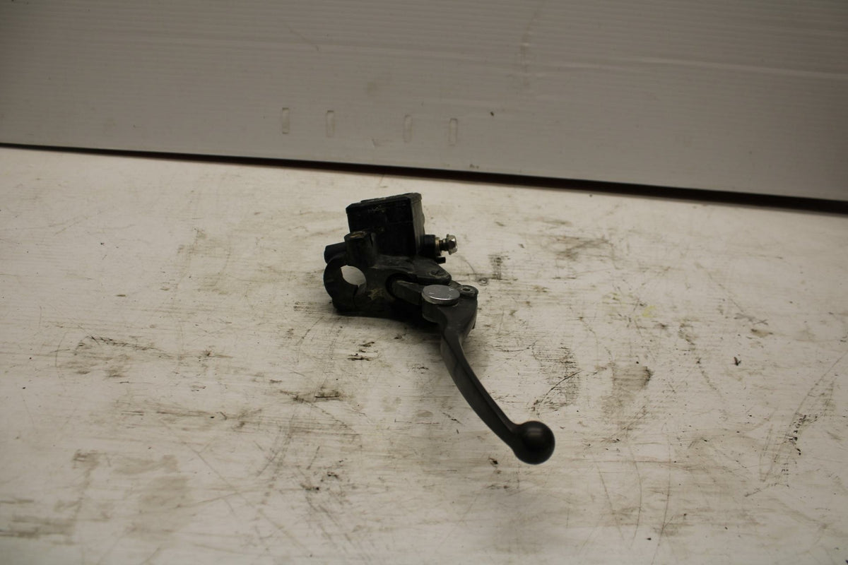 86-06 KAWASAKI CONCOURS 1000 ZG1000A FRONT BRAKE MASTER CYLINDER w/ LEVER BB292