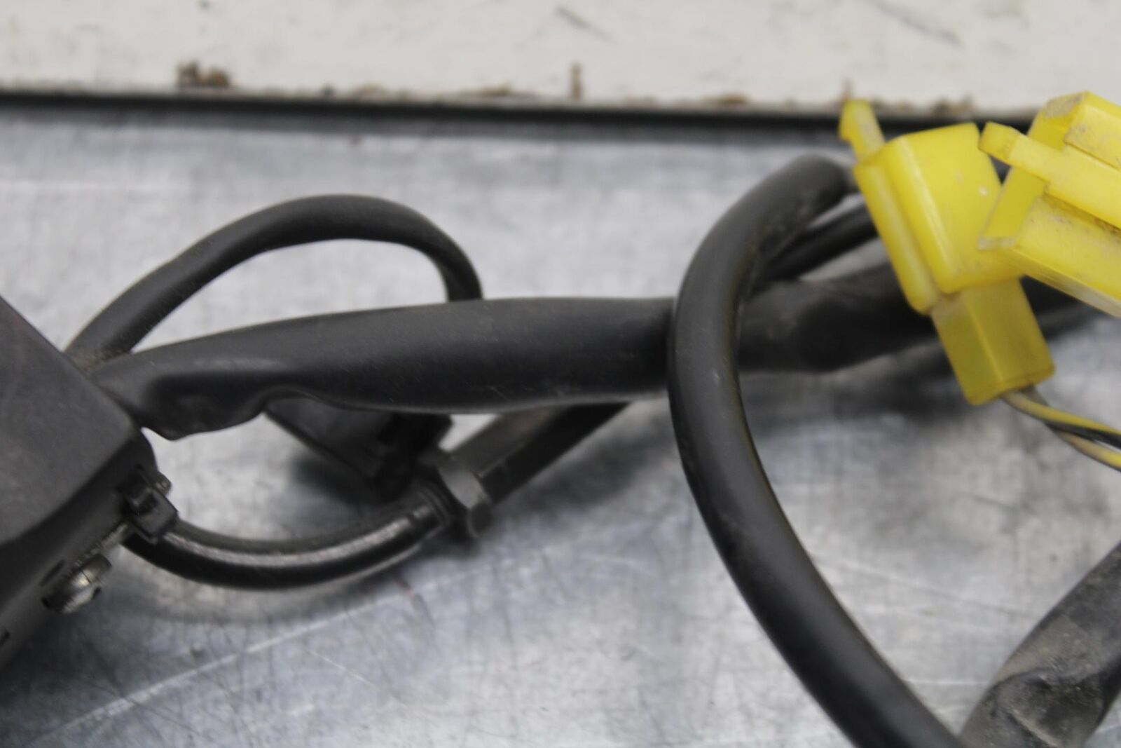 04-09 SUZUKI GS 500 FH GS500F LEFT CLIP ON HANDLE HORN SIGNALS SWITCH CHOKE BB97