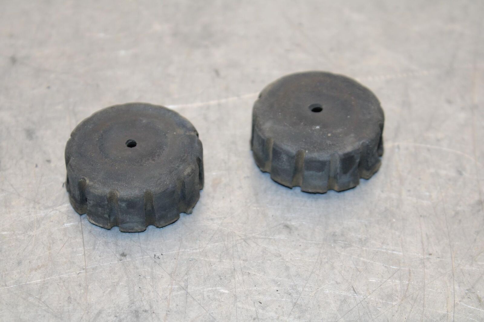1974 Yamaha RD350 GAS TANK RUBBER DAMPER PAIR BB53