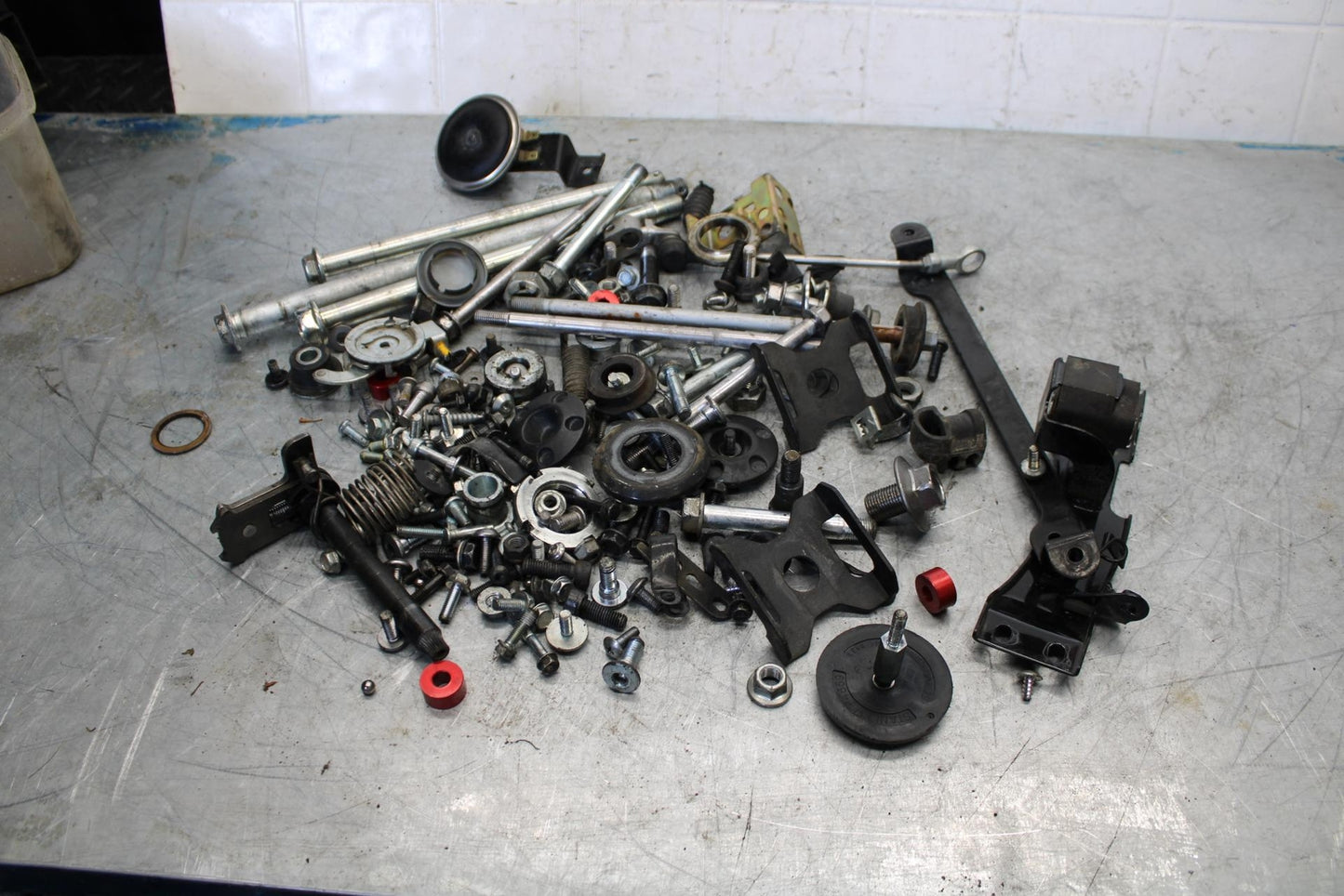 13-17 KAWASAKI NINJA 300 ENGINE MOUNTING BOLTS RANDOM HARDWARE  SCREWS BB429