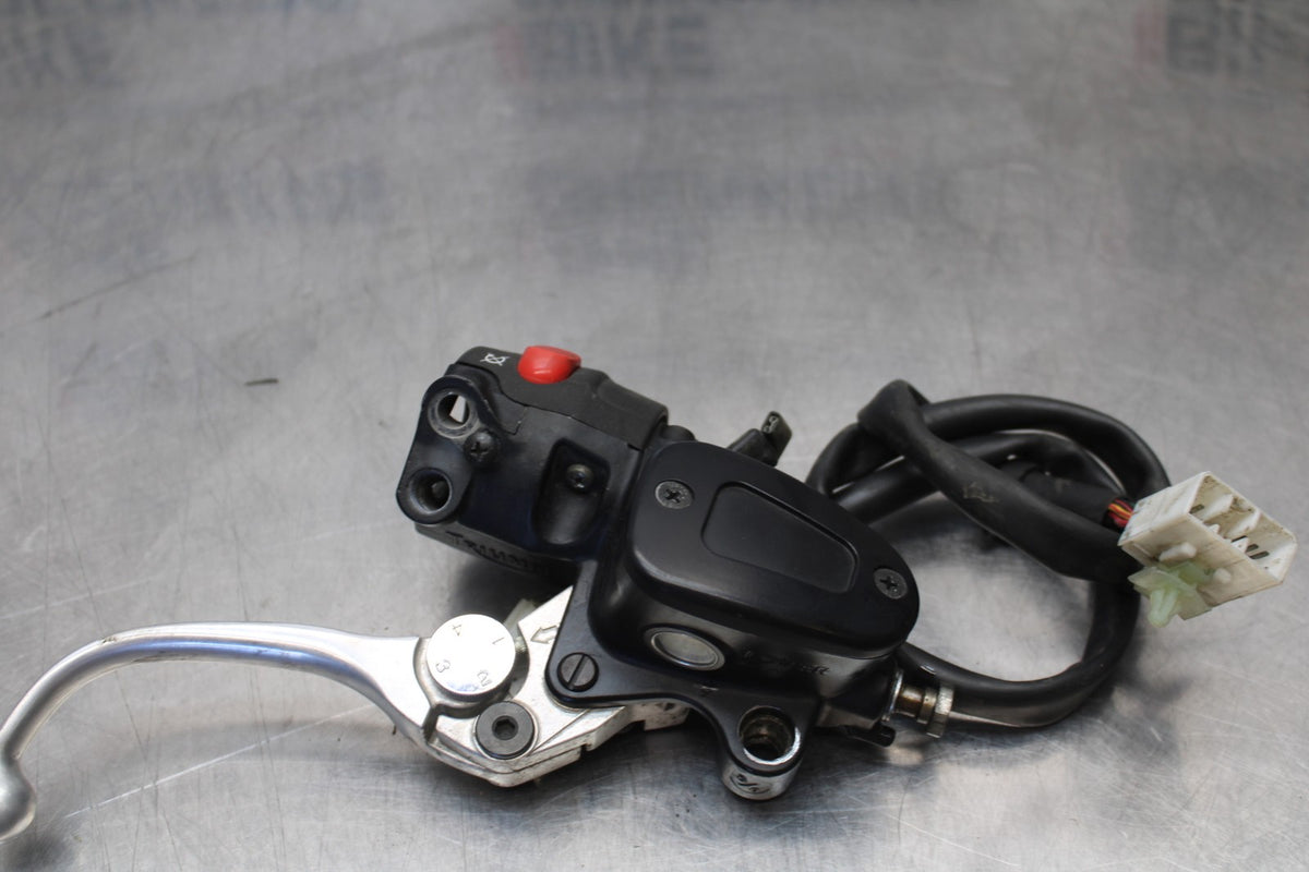 05 TRIUMPH ROCKET III FRONT BRAKE MASTER CYLINDER BB186