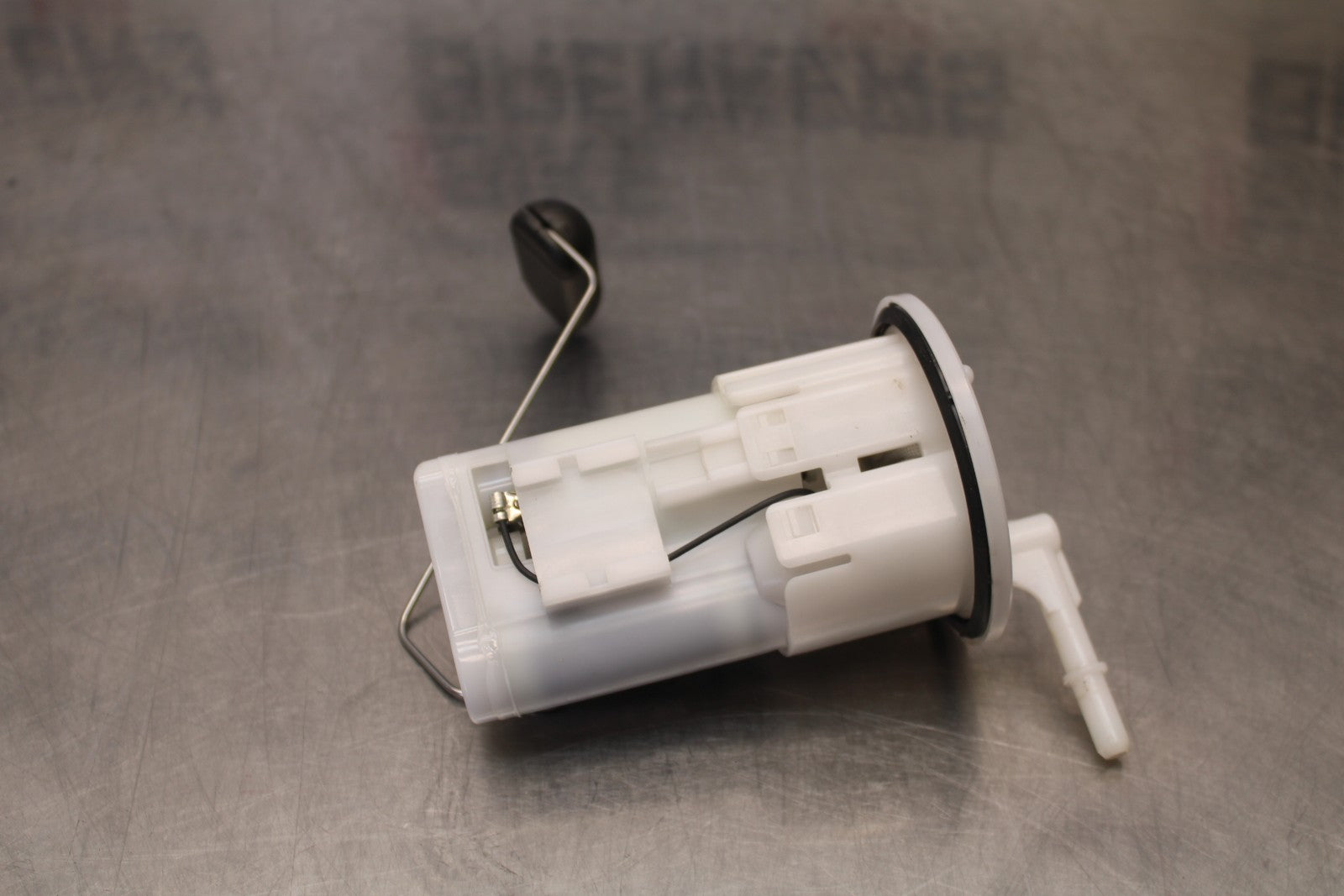 22-25 YAMAHA YZF R7 FUEL PUMP GAS PETROL SENDER UNIT BB182