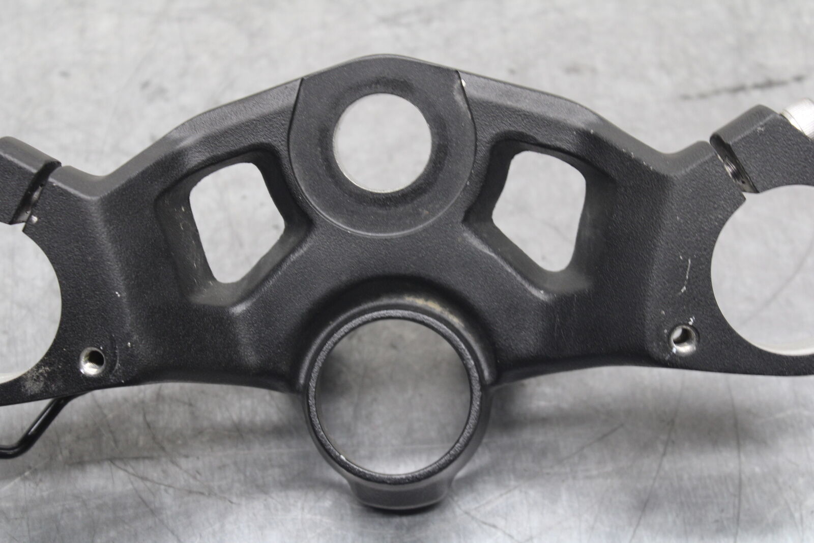 18-23 KAWASAKI NINJA 400 EX400 ABS FORKS UPPER TRIPLE TREE CLAMP BB747