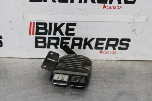 17-20 BMW S1000R RECTIFIER VOLTAGE REGULATOR BB909
