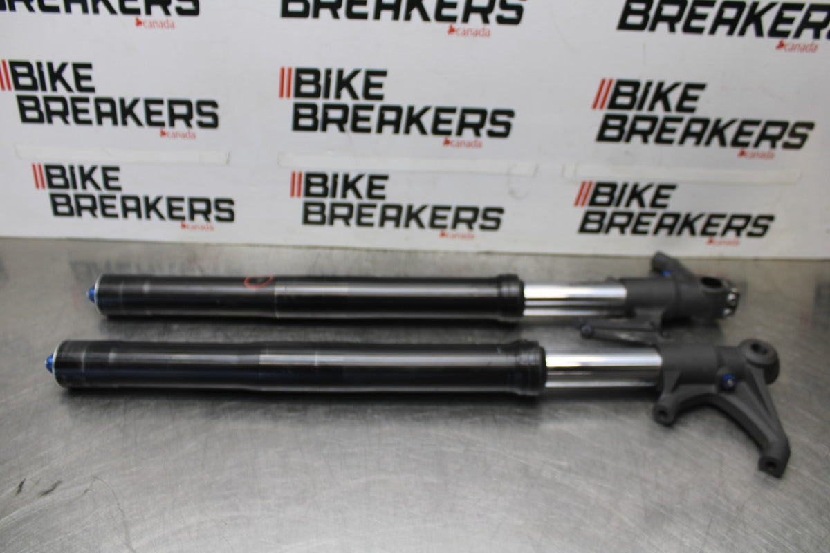 12 TRIUMPH STREET TRIPLE R FRONT FORKS SHOCK SUSPENSION SET PAIR BB914