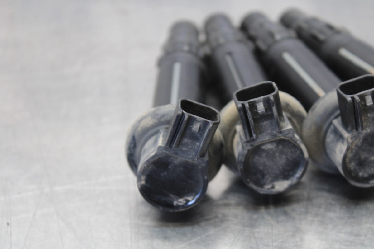 15-17 YAMAHA YZF R1 IGNITION COILS COIL SPARK PLUG CAPS BB190