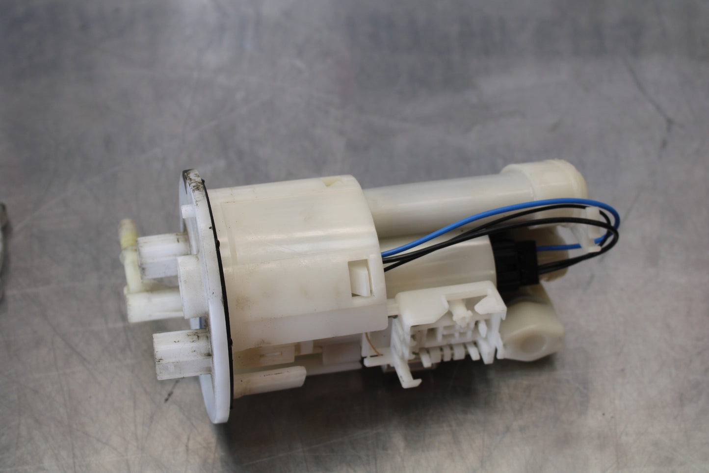 07-08 YAMAHA YZF R1 FUEL PUMP GAS PETROL SENDER UNIT BB160