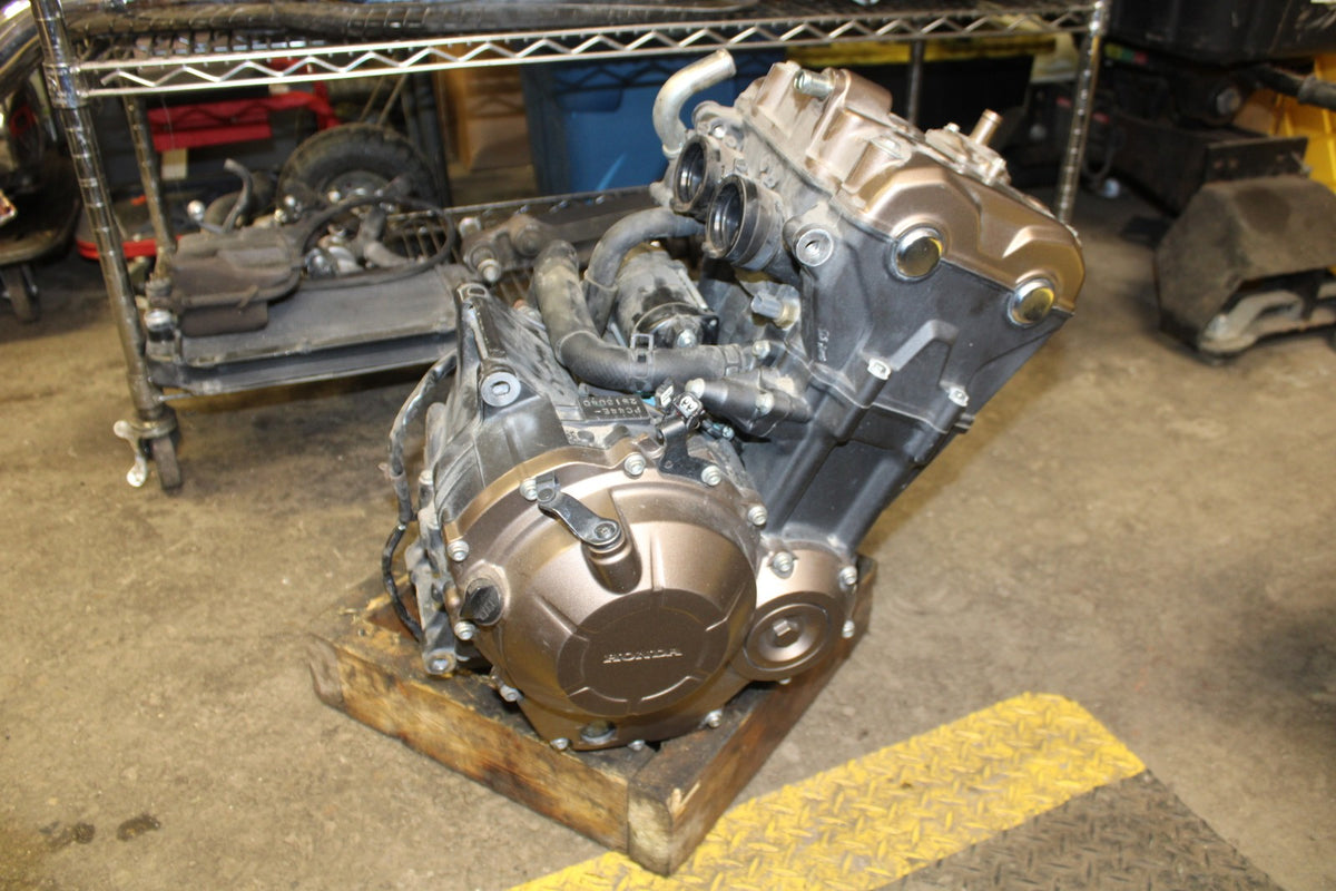 18 HONDA CB500F ENGINE MOTOR  BB861
