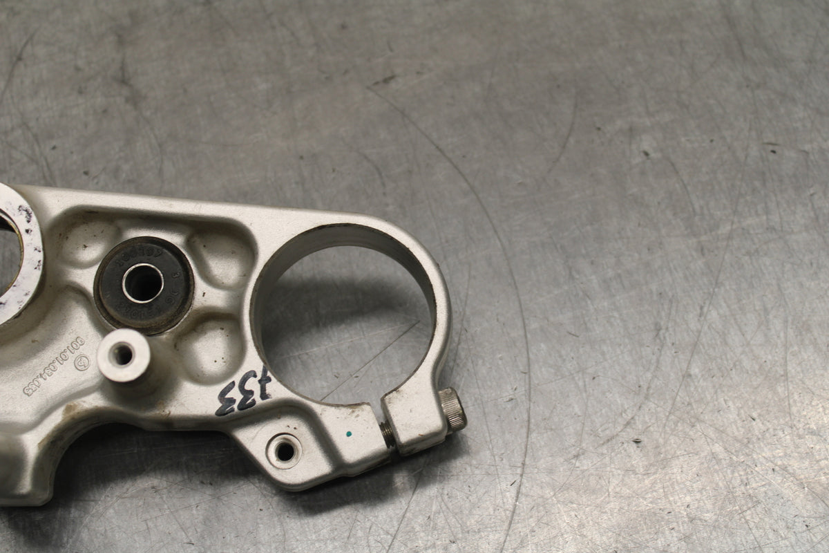 13-16 KTM 390 DUKE FORKS UPPER TRIPLE TREE CLAMP BB748