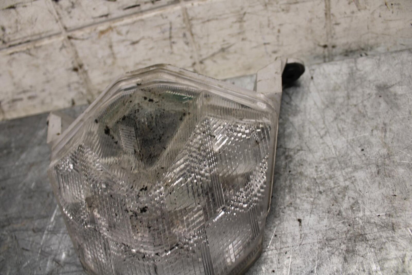 2009 Kawasaki Ninja ZX6R ZX600R   TAILLIGHT BACK BRAKE LIGHT 23025-0059 BB538