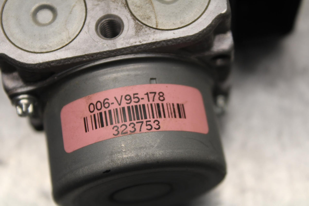23-24 KAWASAKI NINJA ZX4R ABS PUMP UNIT MODULE BB638