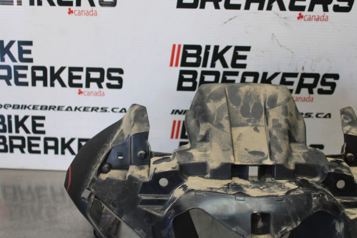 22-25 YAMAHA YZF R7 FRONT CENTER COWL FAIRING BB769