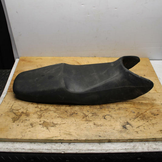 04-09 SUZUKI GS500F FRONT REAR SEAT SADDLE BB 335