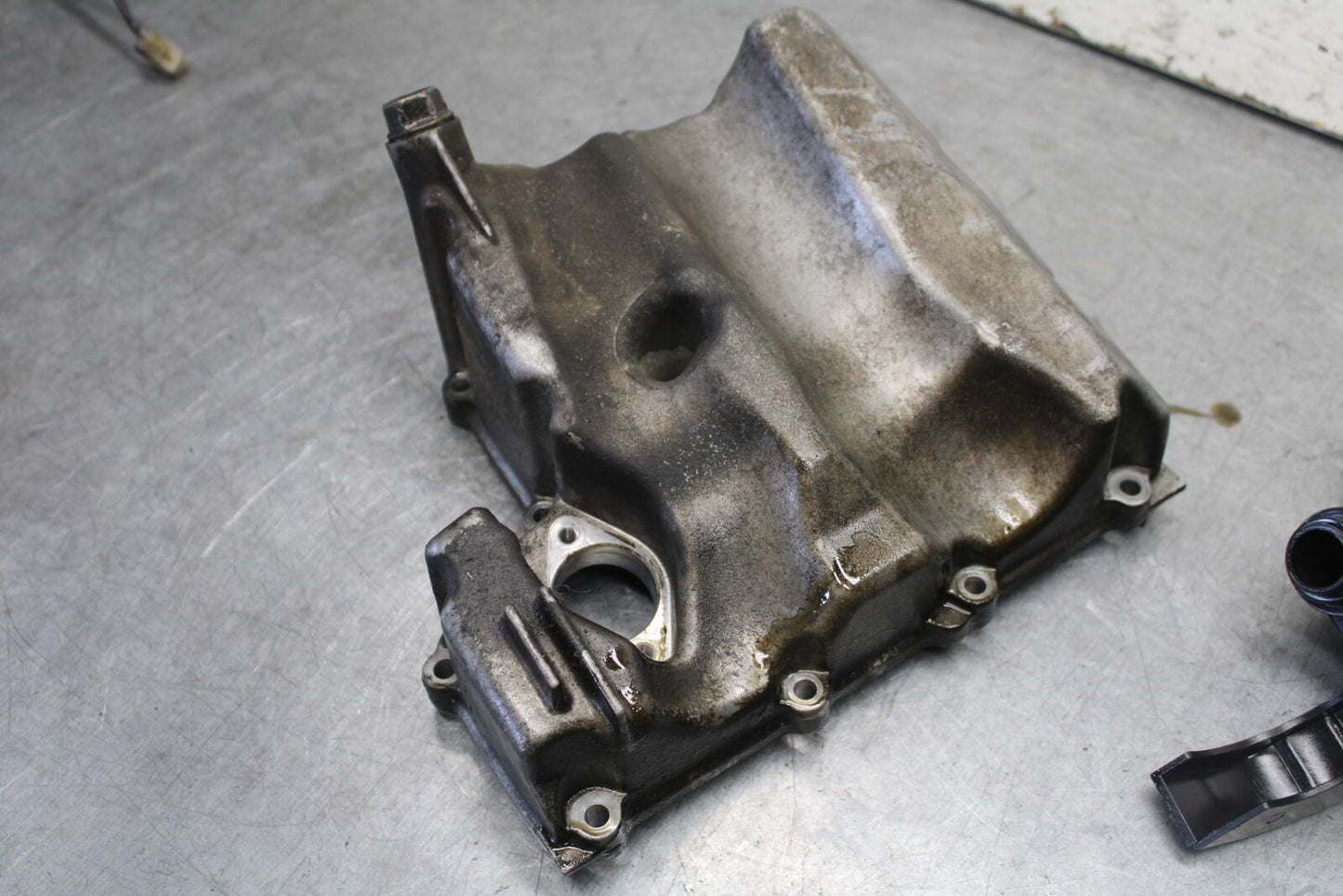 08-09 YAMAHA YZF R6S ENGINE MOTOR BOTTOM OIL PAN COVER  BB690