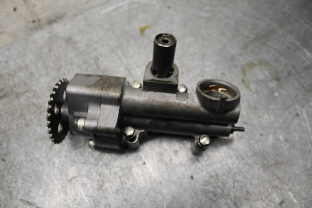 2007 Suzuki GSXR600 ENGINE MOTOR OIL PUMP 16400-01H00 BB540