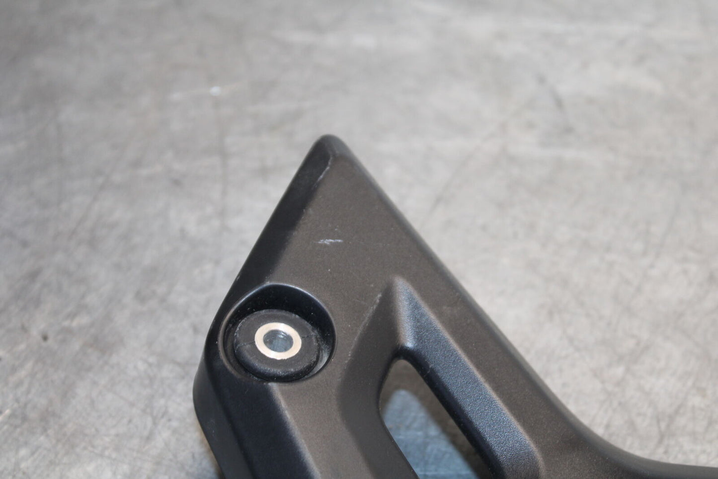 18-24 YAMAHA MT-07 RIGHT FRAME SIDE COVER COWL PANEL TRIM BB662