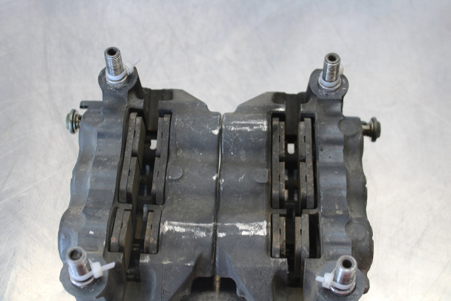 07-08 YAMAHA YZF R1 RIGHT LEFT FRONT BRAKE CALIPER SET PAIR CALIPERS BB160