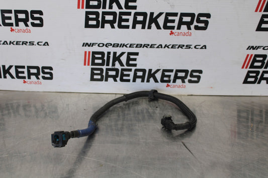 16 YAMAHA XSR900 FUEL HOSE GAS LINE TUBE PIPE BB786