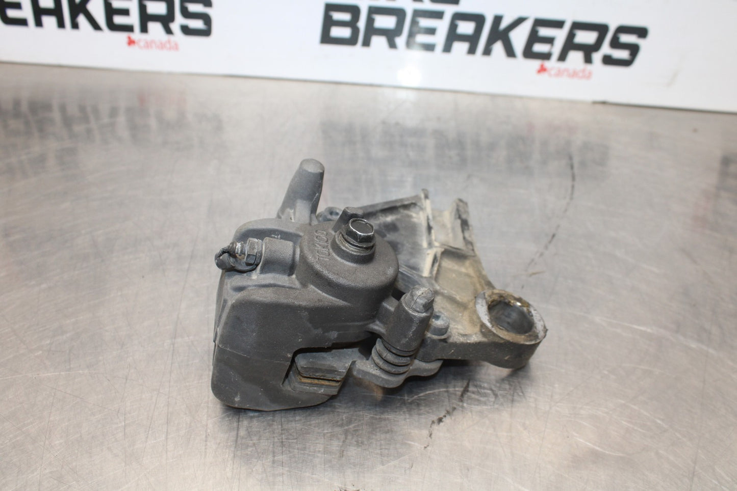07-08 KAWASAKI NINJA ZX6R REAR BACK BRAKE CALIPER W MOUNT BRACKET BB203