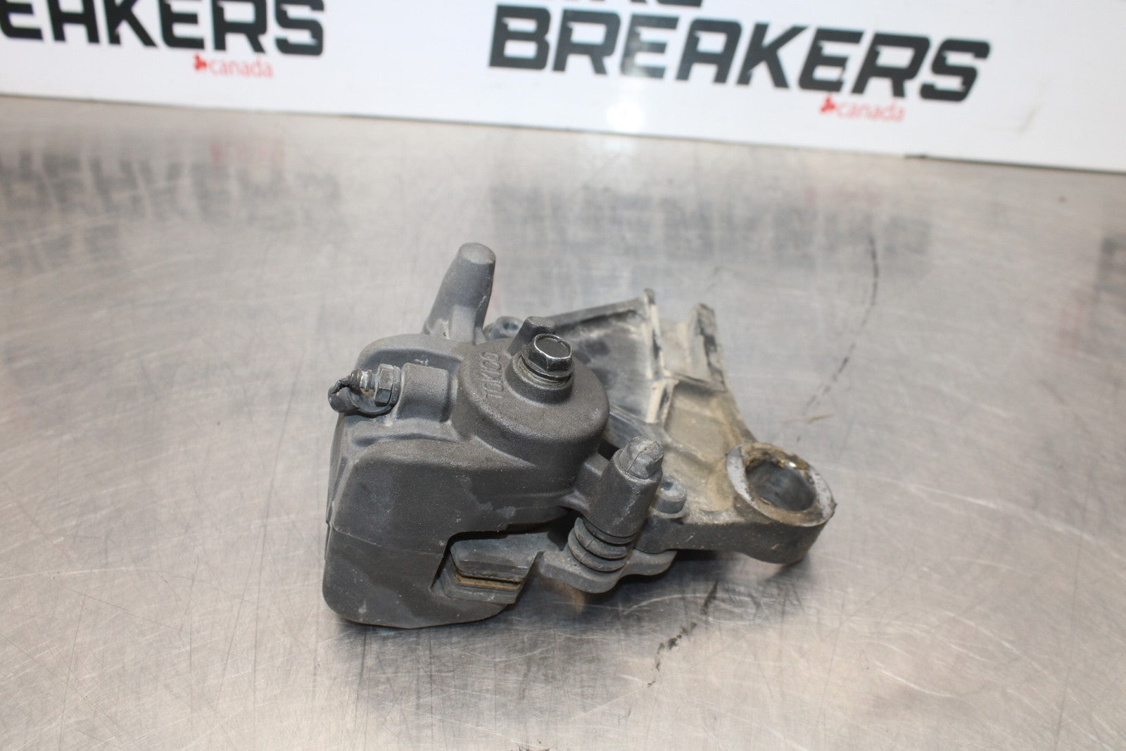 07-08 KAWASAKI NINJA ZX6R REAR BACK BRAKE CALIPER W MOUNT BRACKET BB203