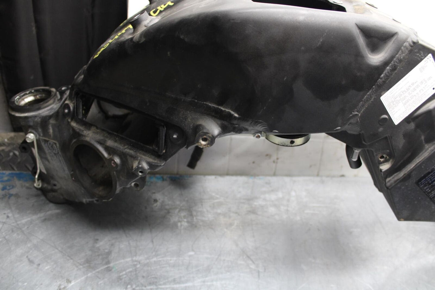 07-08 KAWASAKI CONCOURS 1400 ABS FRAME CHASSIS BB449