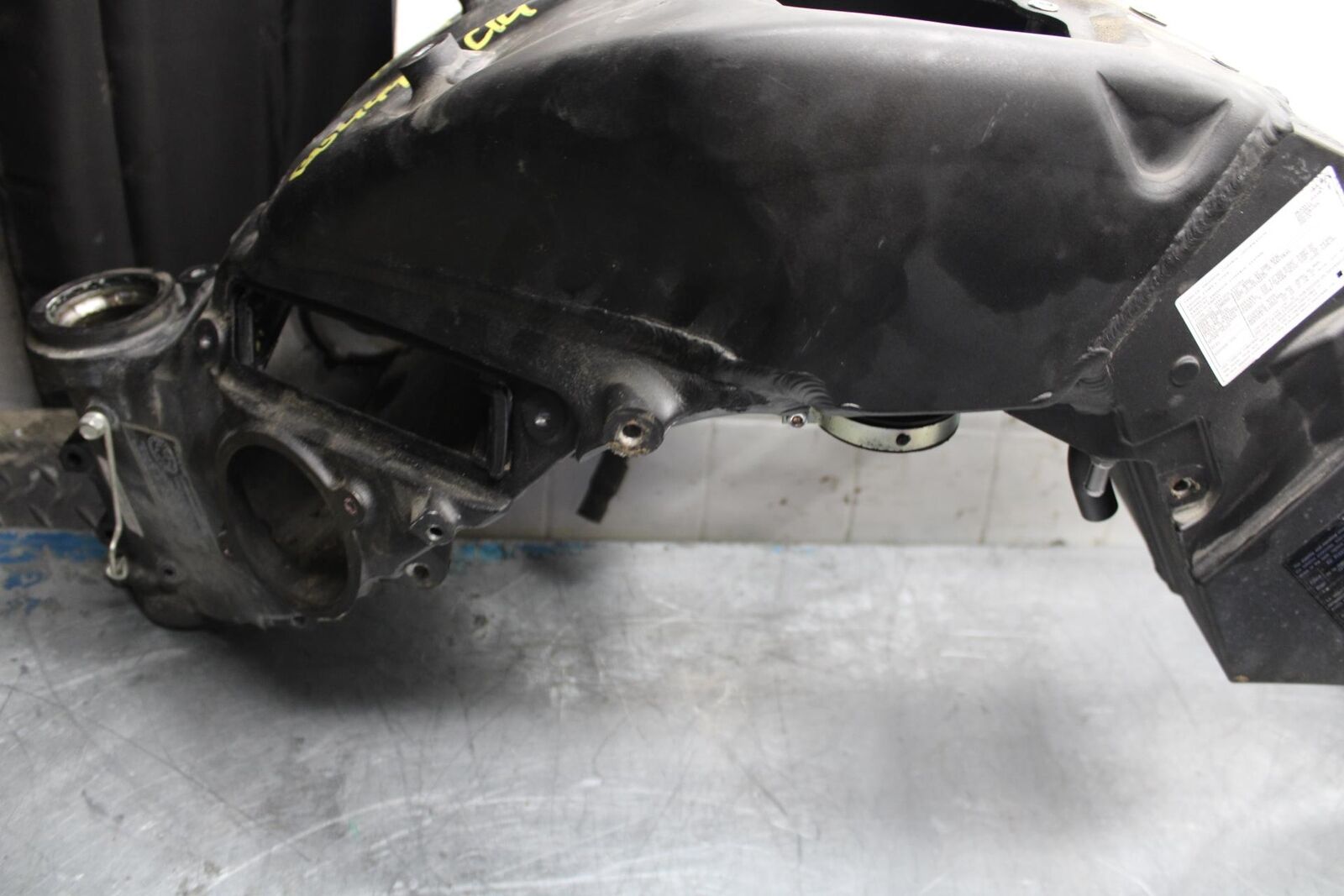 07-08 KAWASAKI CONCOURS 1400 ABS FRAME CHASSIS BB449